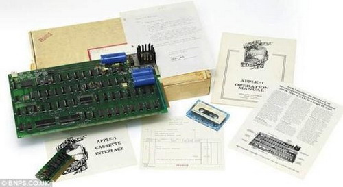 Apple-1電腦部件、用戶手冊、宣傳單等